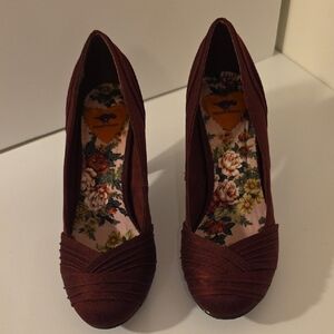 Rockport Women's Deep Burgundy Heels